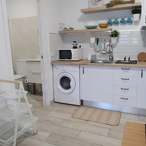 https://apartamento-ajuy.in-canary-islands.com